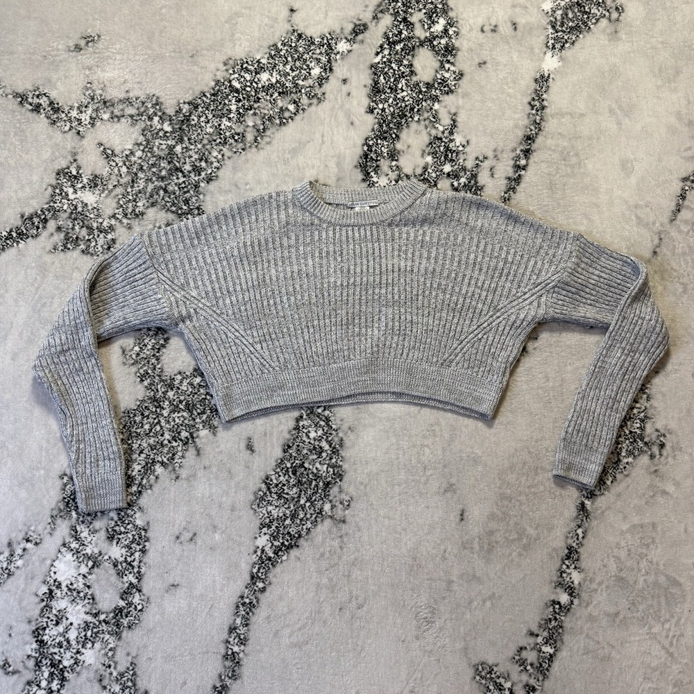 Urban Outfitters Sweater Womens Size M Gray Knit Long Sleeve Cropped Cardigan